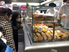 面包甜点陈列柜-PAOPAO Bakery&Café(港汇店)