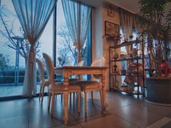 -MOMENT湖景餐厅(解放路店)