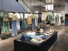 -URBAN REVIVO(深圳华润万象天地店)