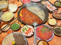 -周小明火锅(黑金冠社区店)