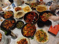 -巴厘龙虾·榜首油焖大虾(音乐学院·沿江酒馆店)