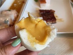 香滑流沙包-御宝轩(益丰·外滩源店)