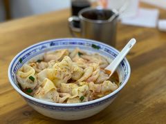 -胖子馄饨坊