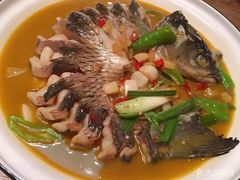 -爱啤精酿·民谣酒馆(滨江店)