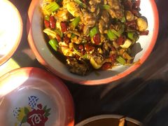 -老三样·美食研究中心(世贸路店)