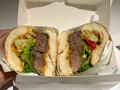 美式牛肉三明治+豆腐藜麦沙拉-THE WOODS 简餐 (国贸商城店)