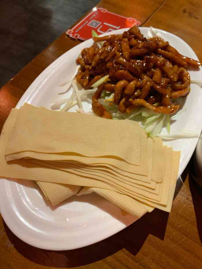 52人赞1宝儿1192019年8月7日打分今天七夕,此店在万虹广场4楼一角,溜