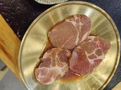 -臻牛烤肉
