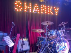 -鲨鱼美式餐厅酒吧Sharky