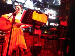 -胡桃里音乐酒馆(郴州友阿国际广场店)