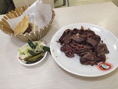 -闫家驴肉老店(华电一校店)