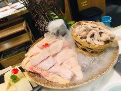 -洪氏嗨捞·猪肚鸡火锅(阳光天地店)