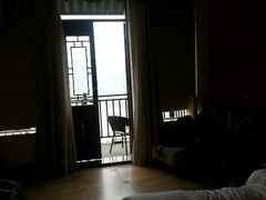 android_upload_pic-屋顶顶城市·江景酒店-客房部