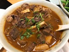 卤煮火烧-惠丰门丁肉饼店