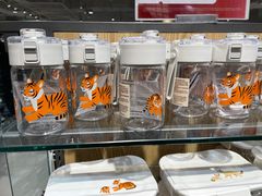 -MUJI无印良品(万达天鹅湖店)