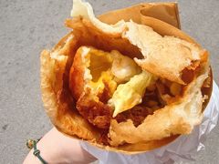 -小红车炸蛋葱油饼