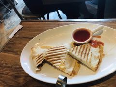 -玛格萝妮(汇智国际商业中心店)