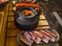 -叽叽扎扎烤肉场(生态城万达店)