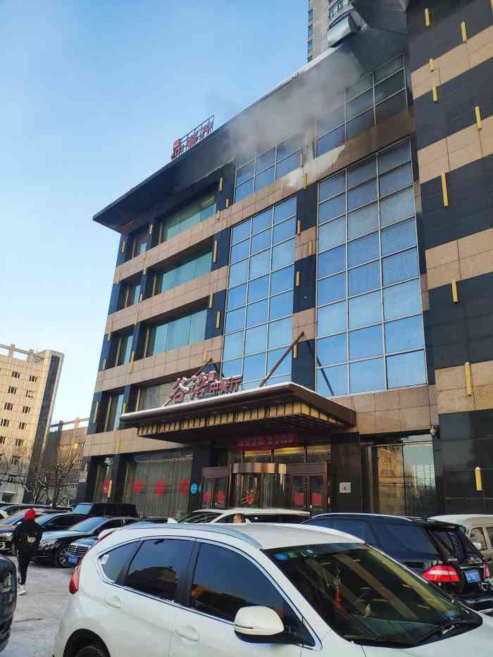 谷语中餐厅-"谷语中餐厅94很多包厢和大厅,也可以办.