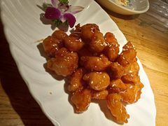 -西湖书堤(平湖八佰伴店)