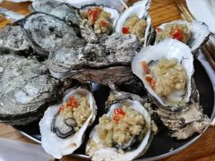 -蚝哥花姐湛江烤生蚝(美丽湾市场店)
