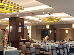 大堂-满江红四季餐厅 · 国家五钻级酒家(新纪元大酒店店)