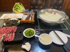 -小叫驴养生驴肉火锅(龙游店)