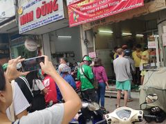 -Bánh Mì Huynh Hoa