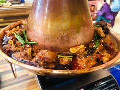 招牌肥肠鸡火锅-友情岁月·火锅鸡