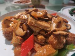 -老三烤肉·融合菜宴会厅