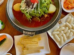 -喇喇排骨火锅·传统韩式脊骨汤(望京西园总店)