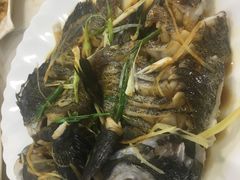-覃记海鲜美食餐厅