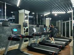 -贝菲特游泳健身(徐泾店)