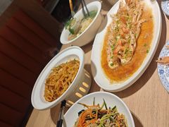 -连鹭海鲜·海肠捞饭·海胆饭(星海店)