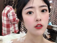 -金夫人化妆摄影职业培训学校