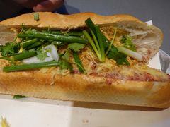 -Bánh Mì Huynh Hoa
