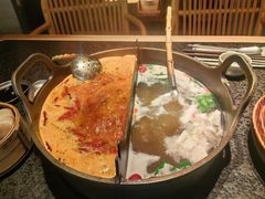 -三出山火锅(南京万象天地店)
