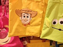 -名创优品(天河区正佳广场二店)