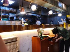 -POKEE VIA&Brunch·维娅(重庆来福士店)