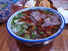 -伊穆祥牛肉面总店·清真