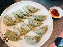 韭菜饺子-天瑞轩·粤菜餐厅