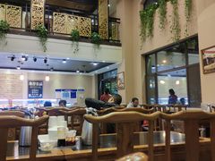 大堂-杨记清芳牛肉拉面(宝龙广场店)