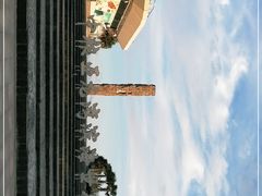 -亚龙湾中心广场