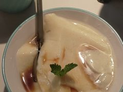 -江边城外烤全鱼(世茂广场店)