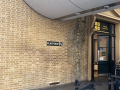 -九又四分之三站台