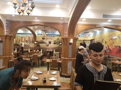大堂-清真·玛丽亚新疆菜主题餐厅(浙江中路店)
