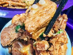 -桦春鹤岗小串·东北铁锅炖(左家庄店)