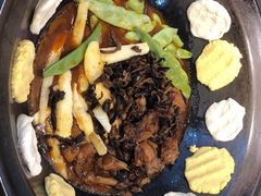 -缘福乡村铁锅炖民宿(八达岭店)