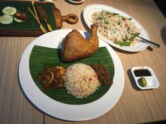 -关夫人餐厅(阳光广场店)