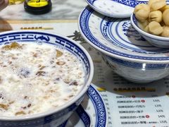 -黄氏许牛奶甜品餐厅(裕华万达店)